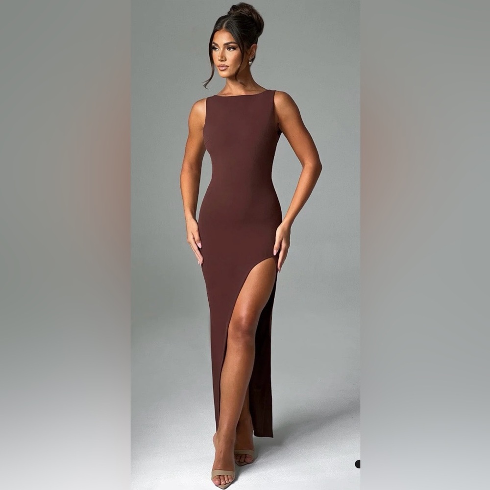 Brown dress